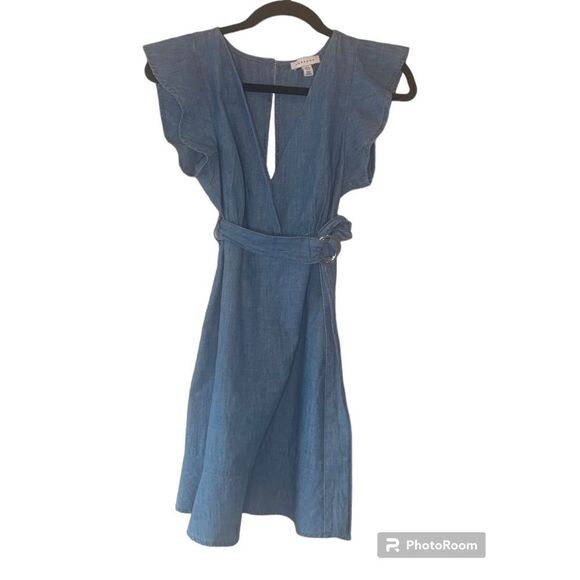 TopShop Women's Blue Logh Wash Chambray V-Neck Short-Sleeve A-Line Dress Size 2 - Picture 2 of 5